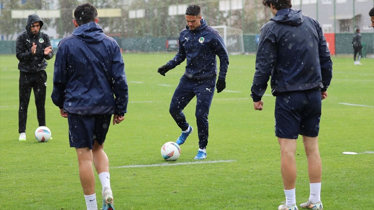 Corendon Alanyaspor, Onvo Antalyaspor Maçına Hazırlanıyor