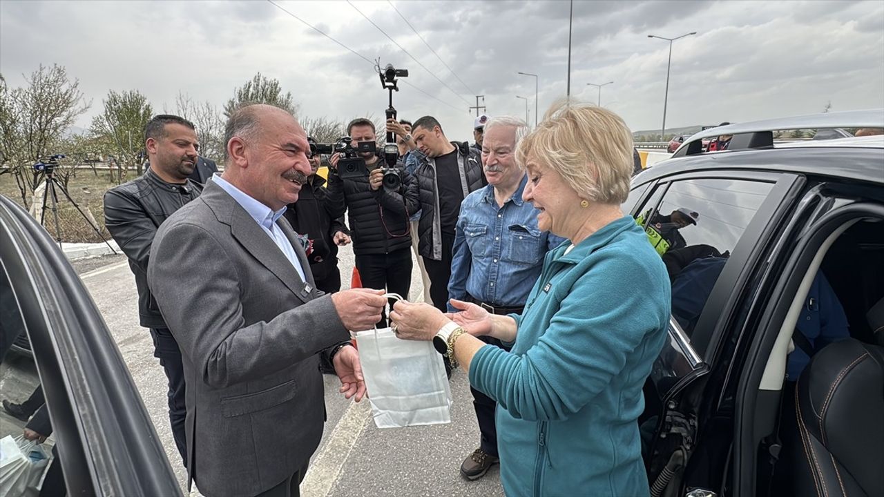 Çorum Valisi Ali Çalgan, Samsun-Ankara Kara Yolunda Trafik Denetimi Gerçekleştirdi