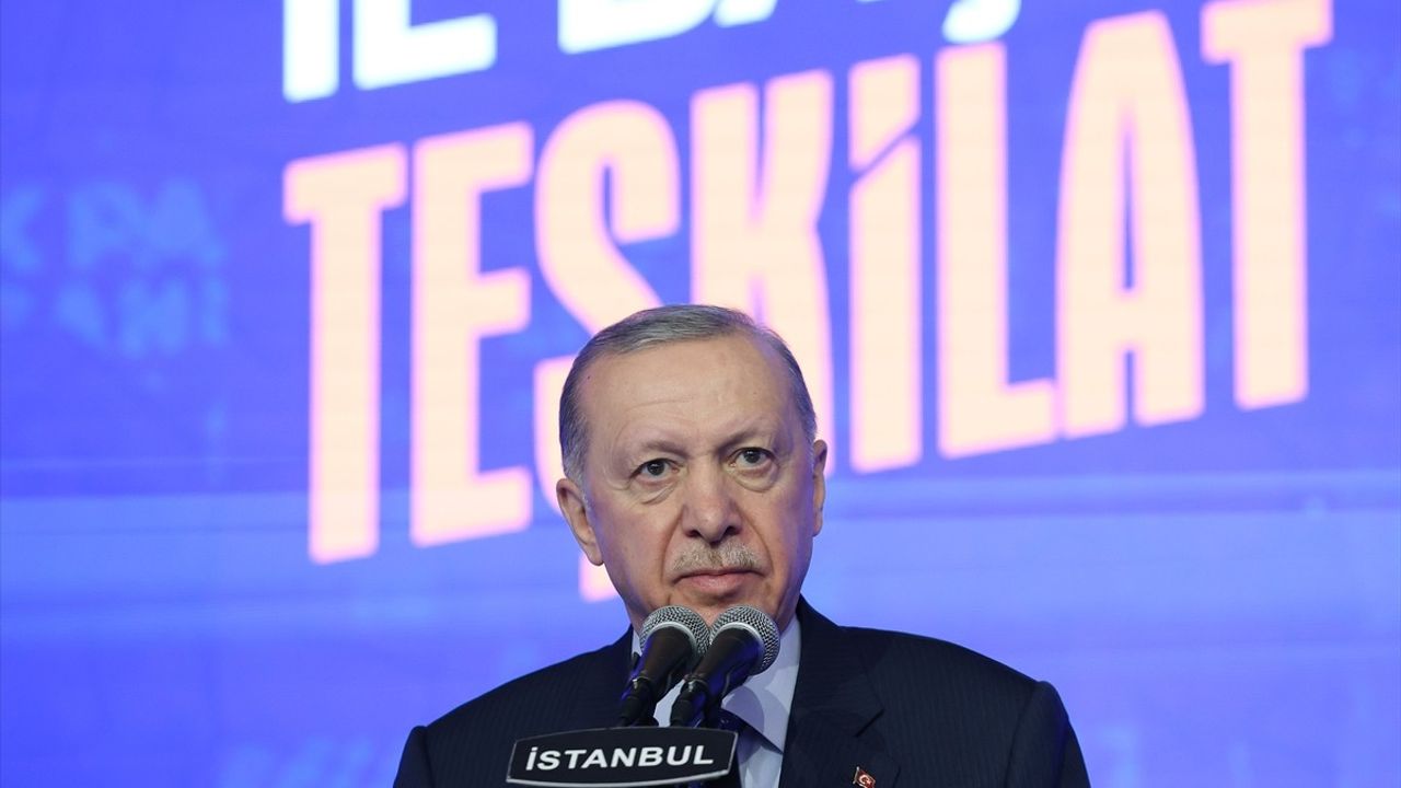 Cumhurbaşkanı Erdoğan İstanbul'da AK Parti İftar Programında Gazze'ye Dikkat Çekti