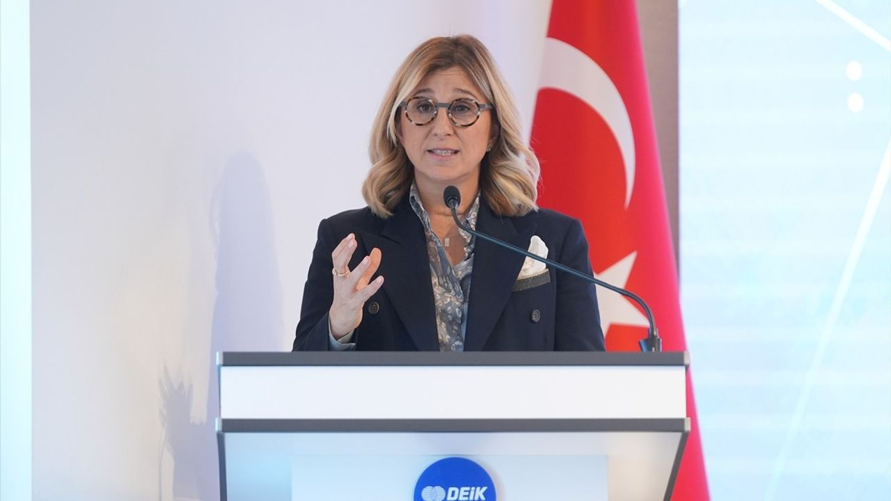 DEİK Kadın Platformu’ndan Diplomasi ve İş Dünyasında Kadın Liderliği Paneli