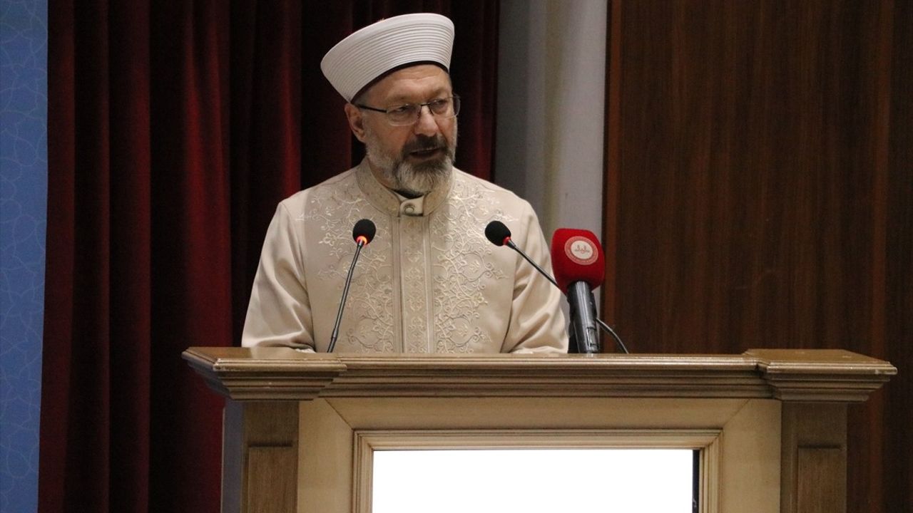Diyanet İşleri Başkanı Erbaş Tekirdağ'da İslam ve Barış Üzerine Konuştu