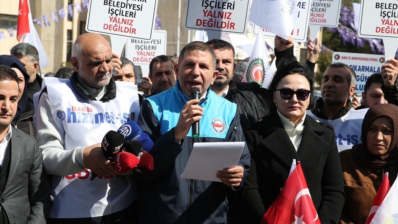 Diyarbakır'da İşten Çıkarılan İşçilerin Eylemi Devam Ediyor