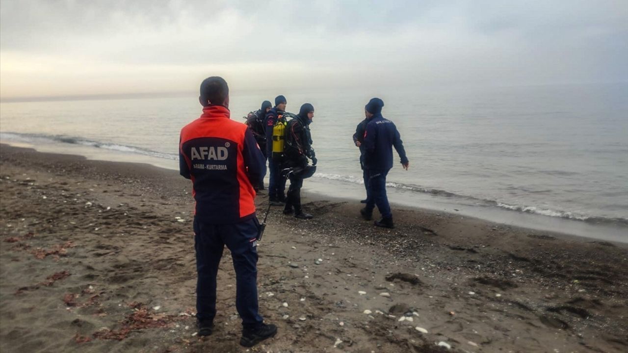 Düzce'de Denizde Kaybolan Tunç Denizgöçer için Arama Çalışmaları Başlatıldı