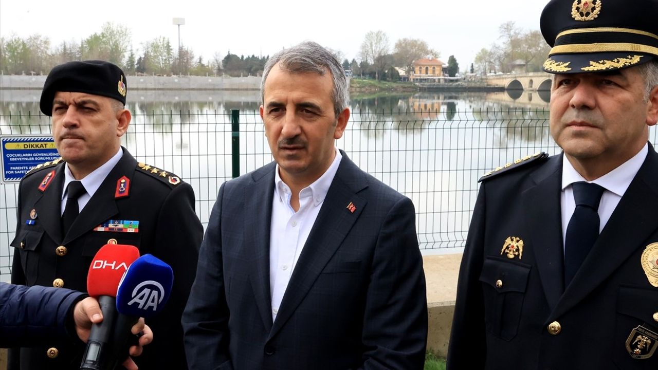 Edirne'de Bayram Süresince Turizm ve Sınır Geçişleri için Alınan Tedbirler