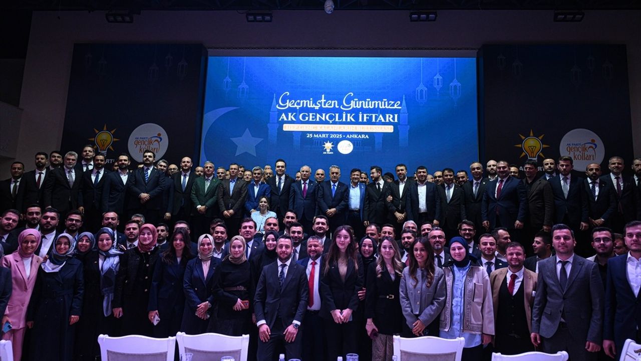 Efkan Ala, AK Gençlik İftarı'nda Açıklamalarda Bulundu