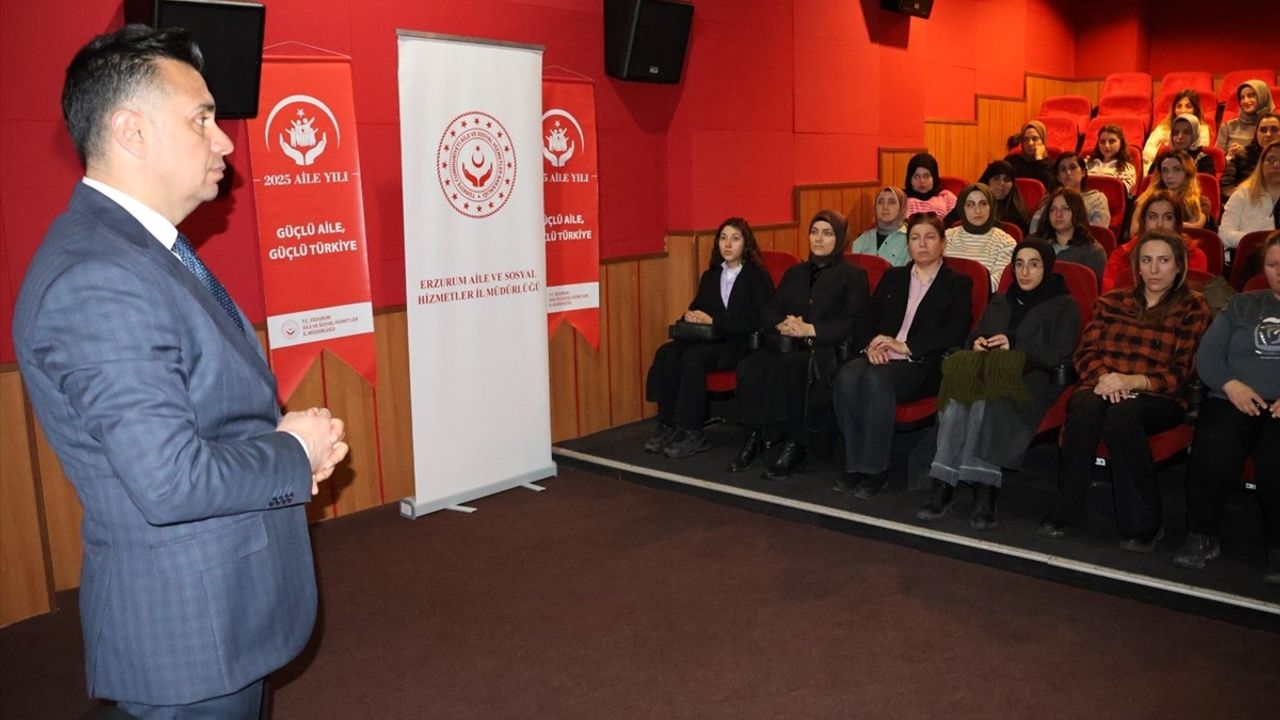 Erzurum'da Çalışan Kadınlara Özel Sinema Etkinliği Düzenlendi