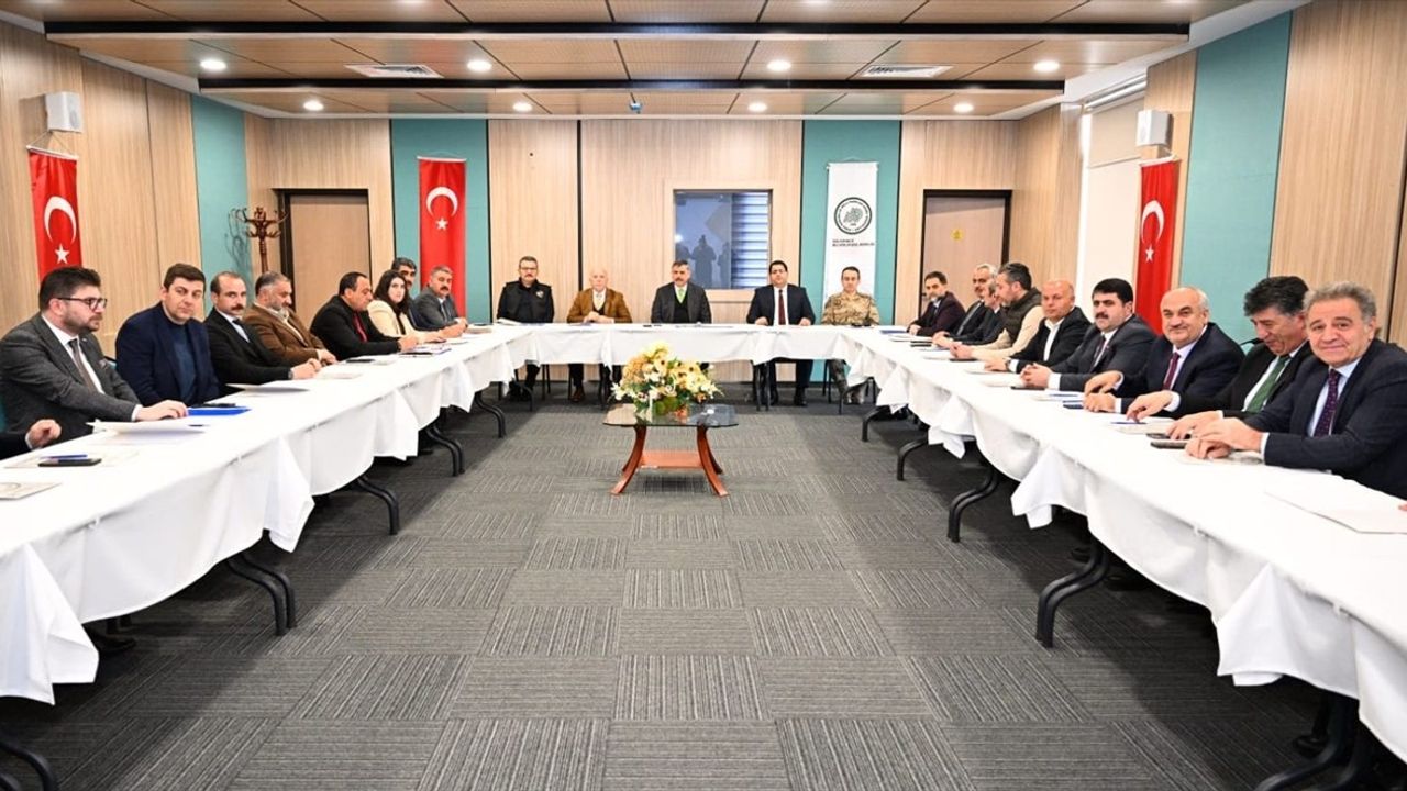 Erzurum'da Hayvan Bakımevleri ve Doğal Yaşam Parkları İçin Acil Hazırlıklar Başladı