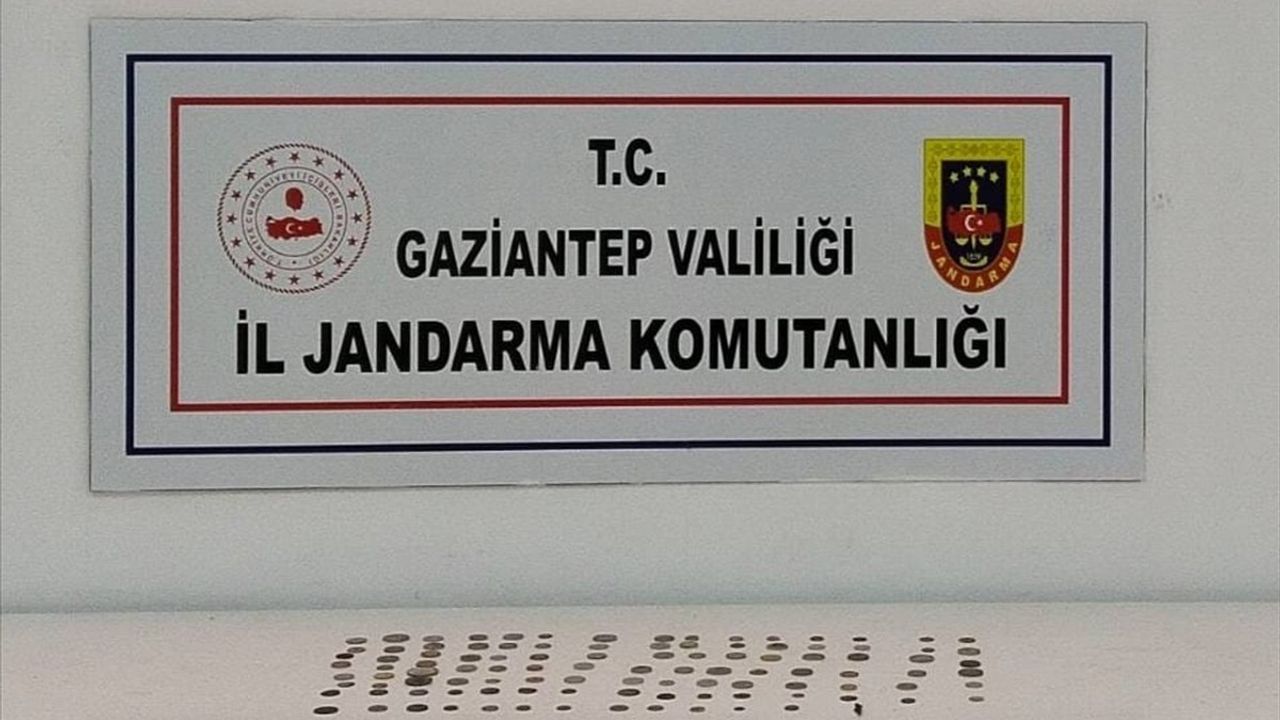 Gaziantep'te 105 Tarihi Sikke Ele Geçirildi: Bir Şüpheli Gözaltına Alındı