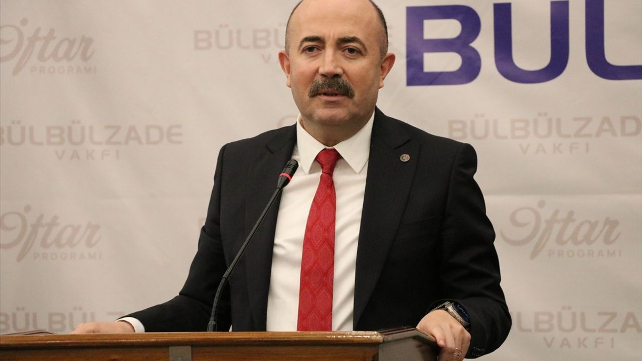 Gaziantep'te Bülbülzade Vakfı İftar Programı Düzenlendi
