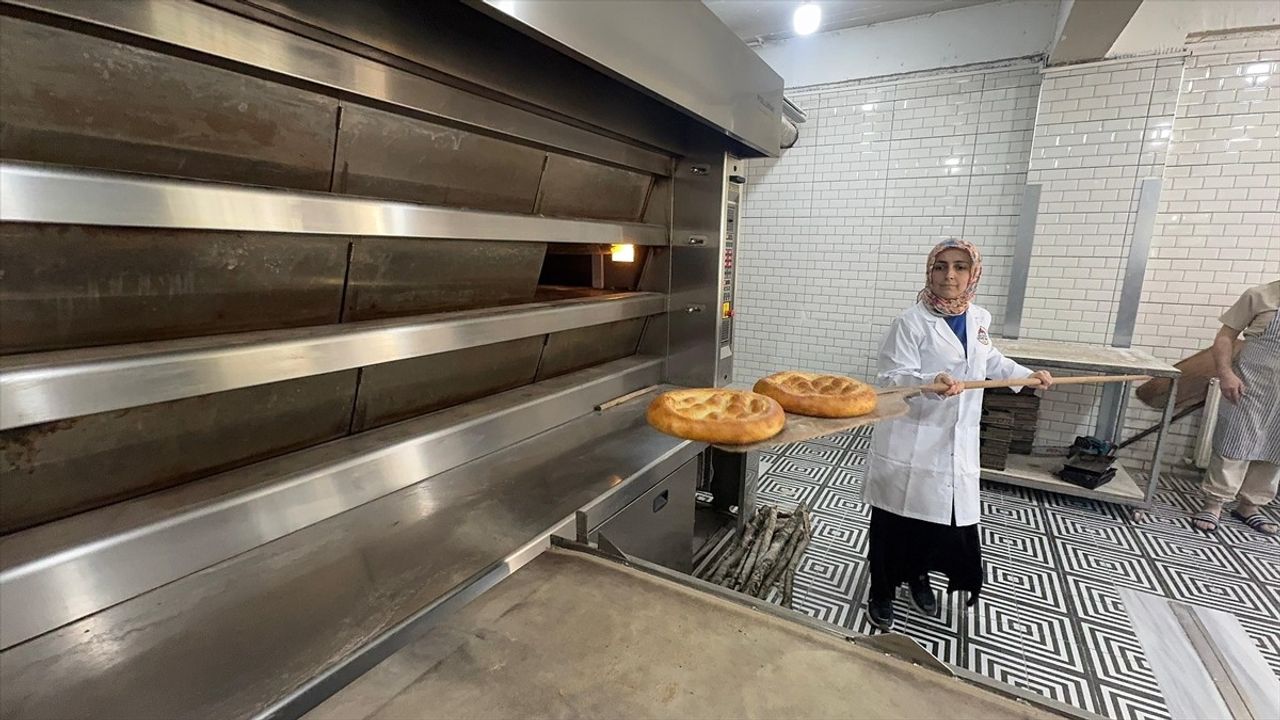 Giresun'da Kadın Girişimcinin Fırınında 20 Kişi İstihdam