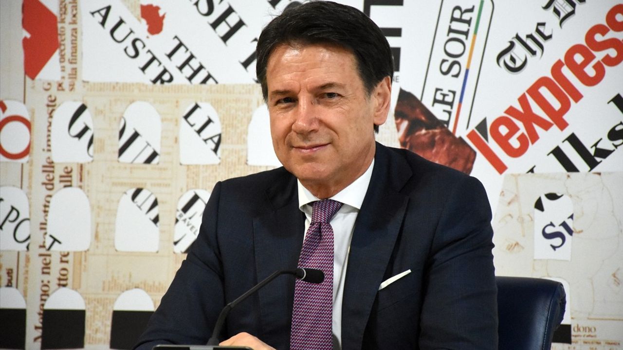 Giuseppe Conte, AB'nin Yeniden Silahlanma Planını Eleştirdi