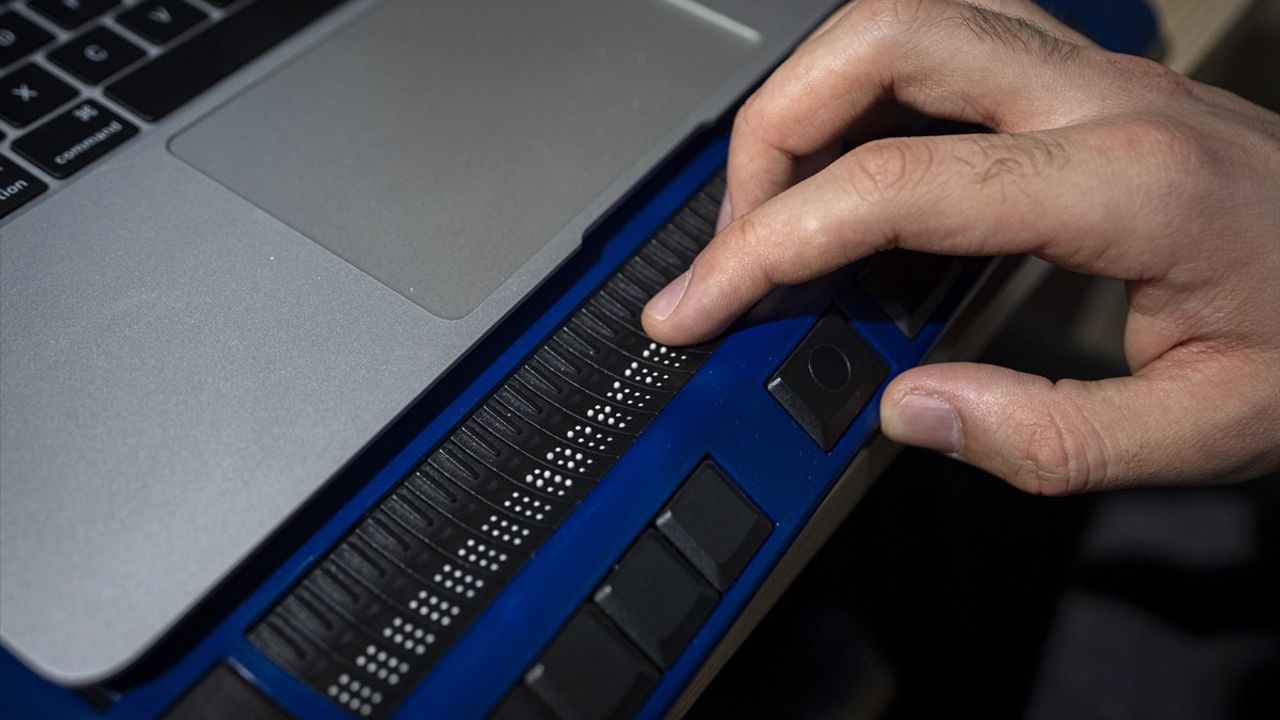 Görme Engelli Milli Futbolcu Muhammed Ali Öktem'den ‘Korkmayın, İlk Adımı Atın’ Çağrısı