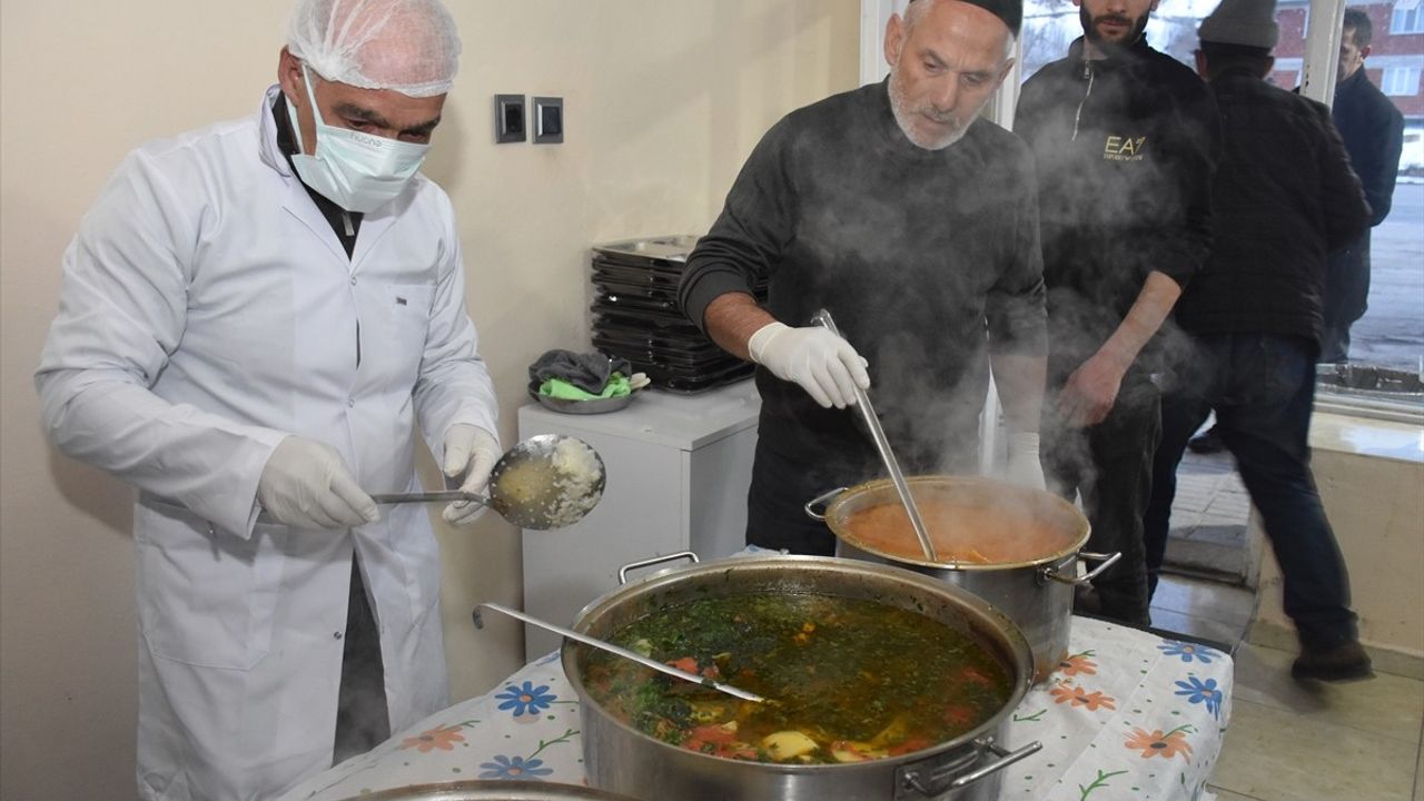 Gümüşhane'deki Kırıklı Köyünde 21 Yıldır Süren İftar Geleneği