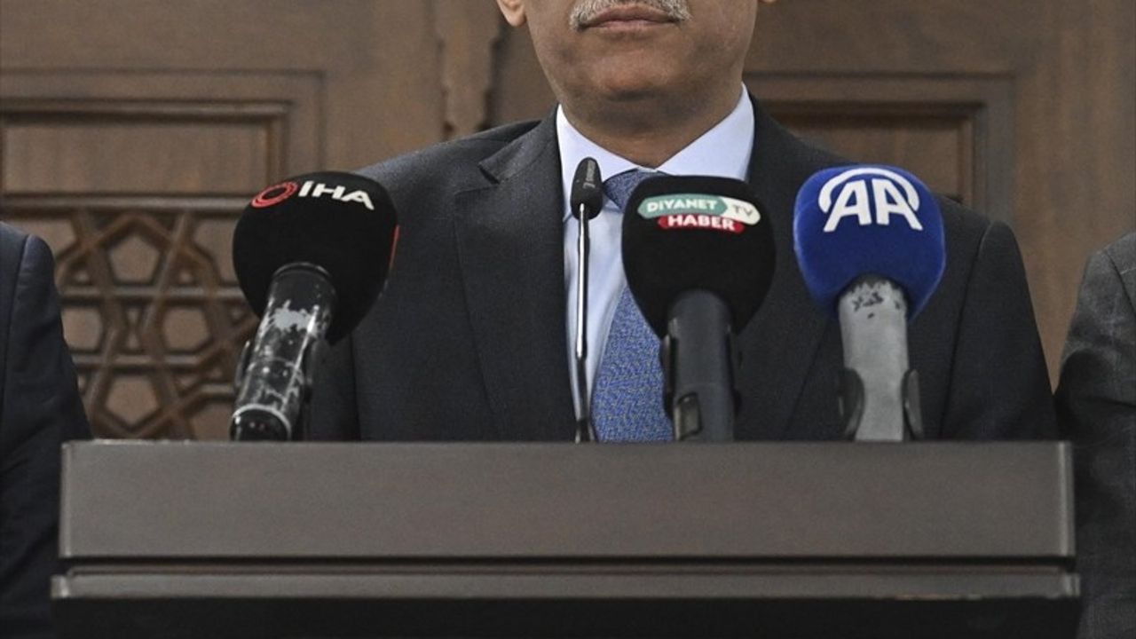 Hac Vizesi Olmadan Seyahat: Ciddi Riskler ve Uyarılar