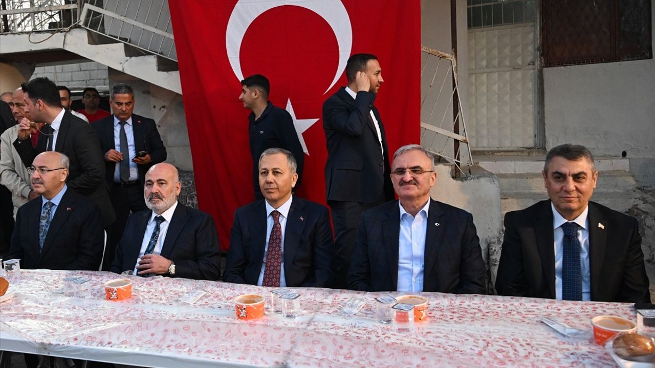 İçişleri Bakanı Yerlikaya, Uyuşturucu ile Mücadelede 61 Bin 500 Tutuklama Yaptıklarını Açıkladı