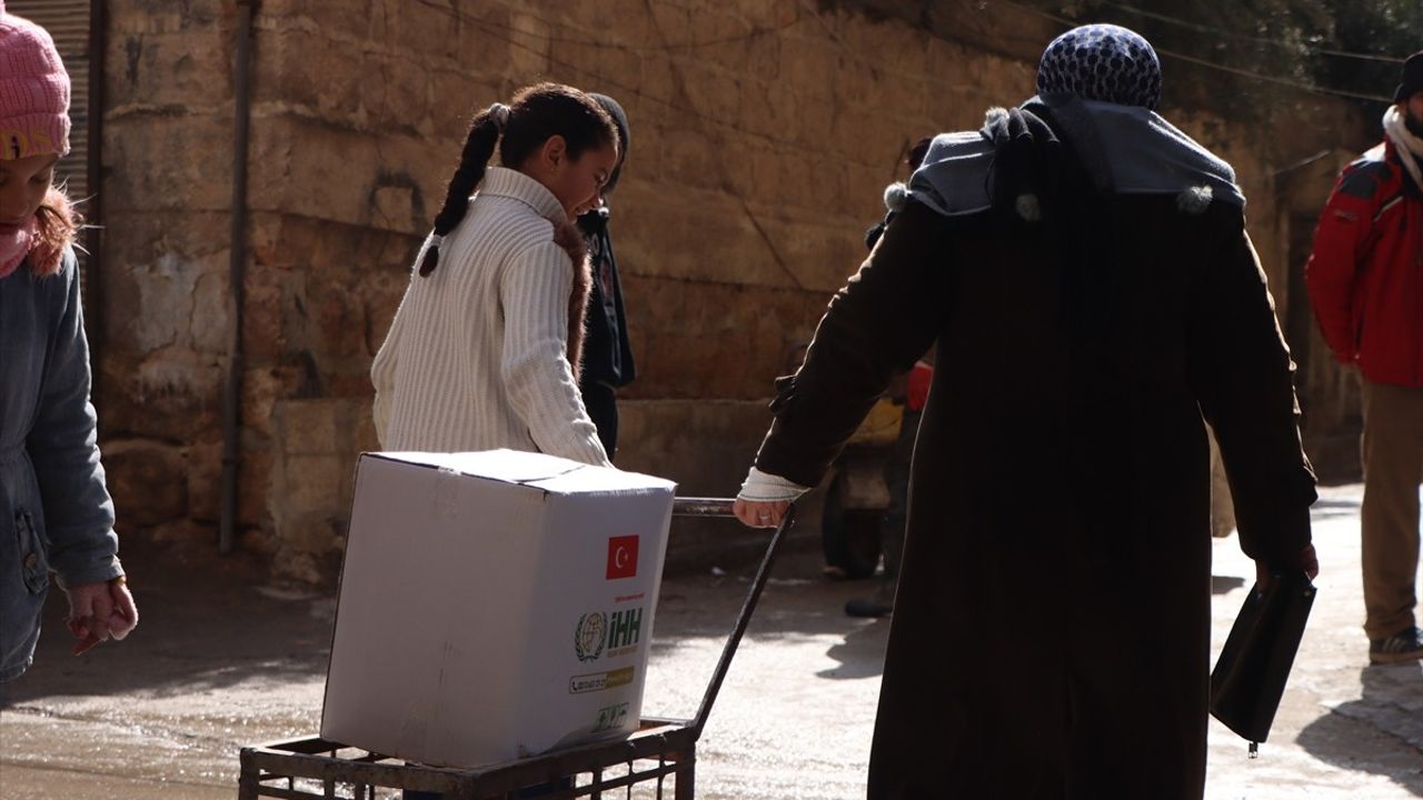 İHH, Suriye’deki Filistinli Ailelere 3 Bin Gıda Kolisi Dağıttı