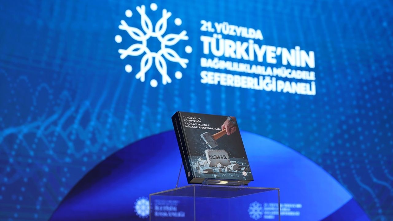 İletişim Başkanlığı'ndan Bağımlılıklarla Mücadeleye Yönelik Önemli Kitap Yayınlandı