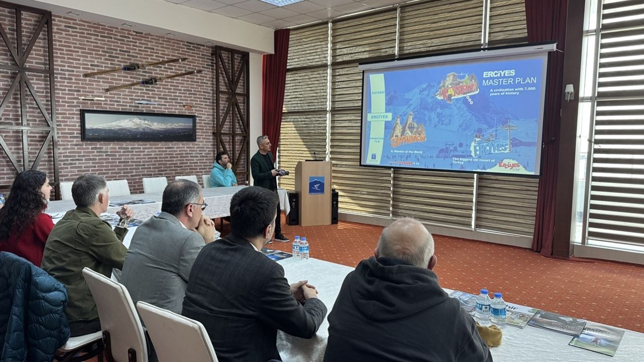 İngiliz Turizm Acentesi Yetkilileri Erciyes Kayak Merkezi'ni Ziyaret Etti