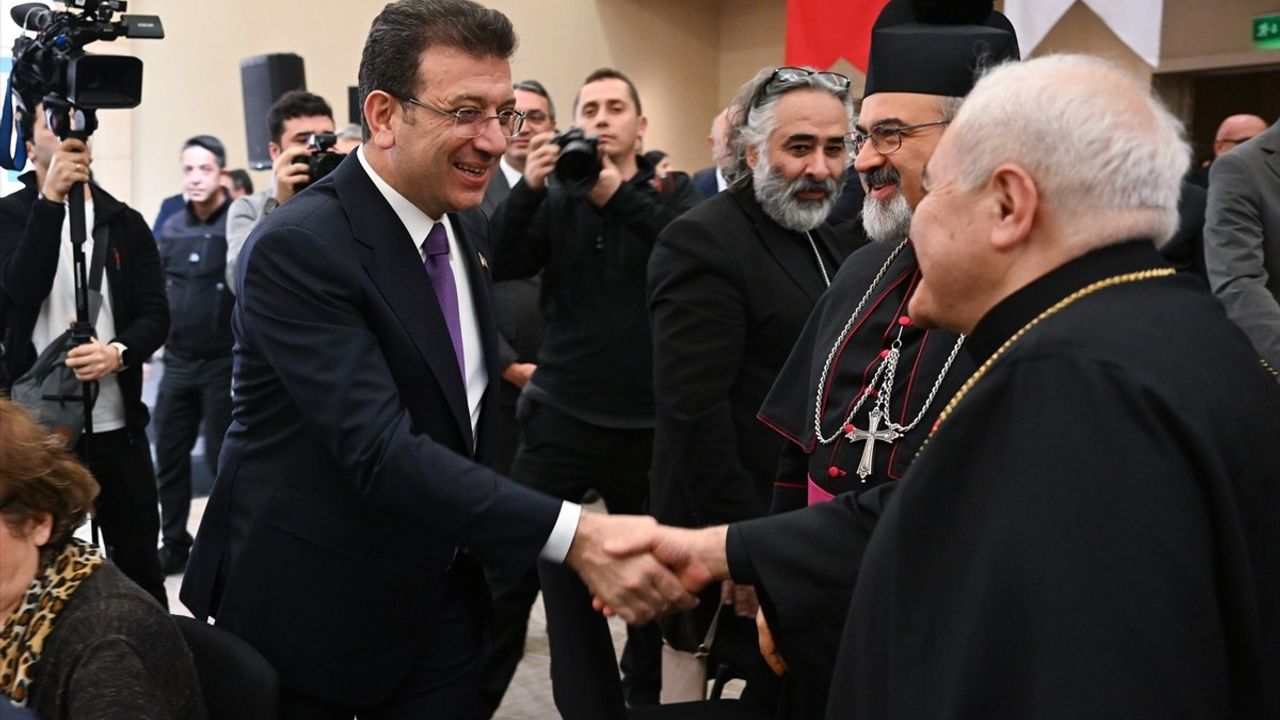 İstanbul'daki İnanç Grupları, İftar Programında Bir Araya Geldi