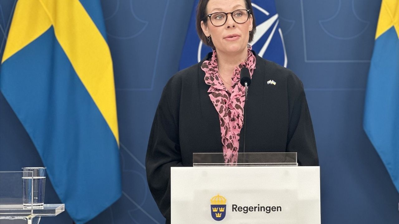 İsveç, NATO Hava Savunma Operasyonu İçin Polonya'ya Savaş Uçağı Gönderiyor