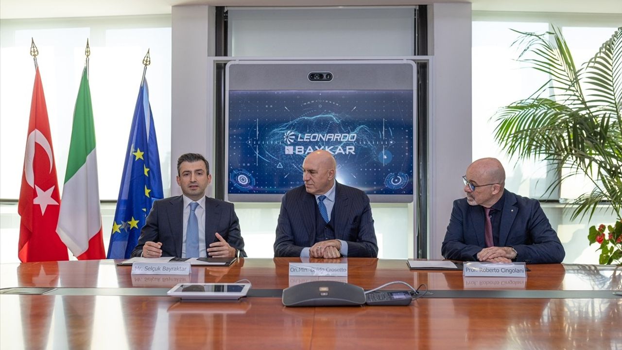 İtalya Savunma Bakanı Crosetto, Baykar ve Leonardo Anlaşmasını Değerlendirdi