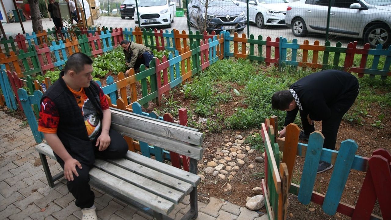Kahramanmaraş'ta Down Sendromlu Bireyler için '+1 Sokağı' Projesi