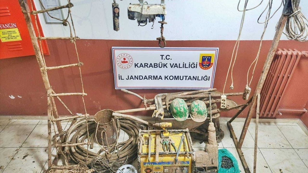 Karabük'te Kaçak Kazı Yapan 7 Zanlı Tutuklandı