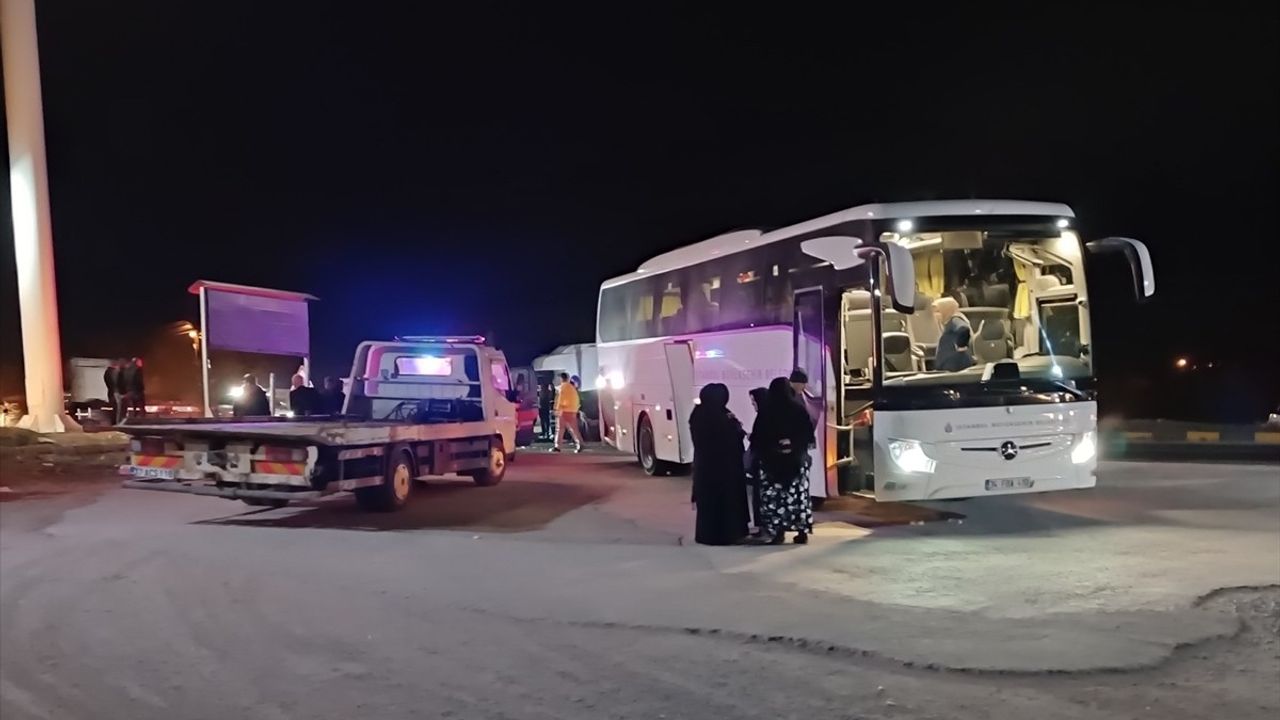 Kastamonu'da Otobüs ve Otomobil Çarpıştı: 1 Ölü, 1 Yaralı