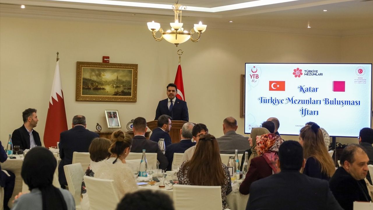 Katar'daki Türkiye Mezunları Tematik Ramazan İftarında Bir Araya Geldi