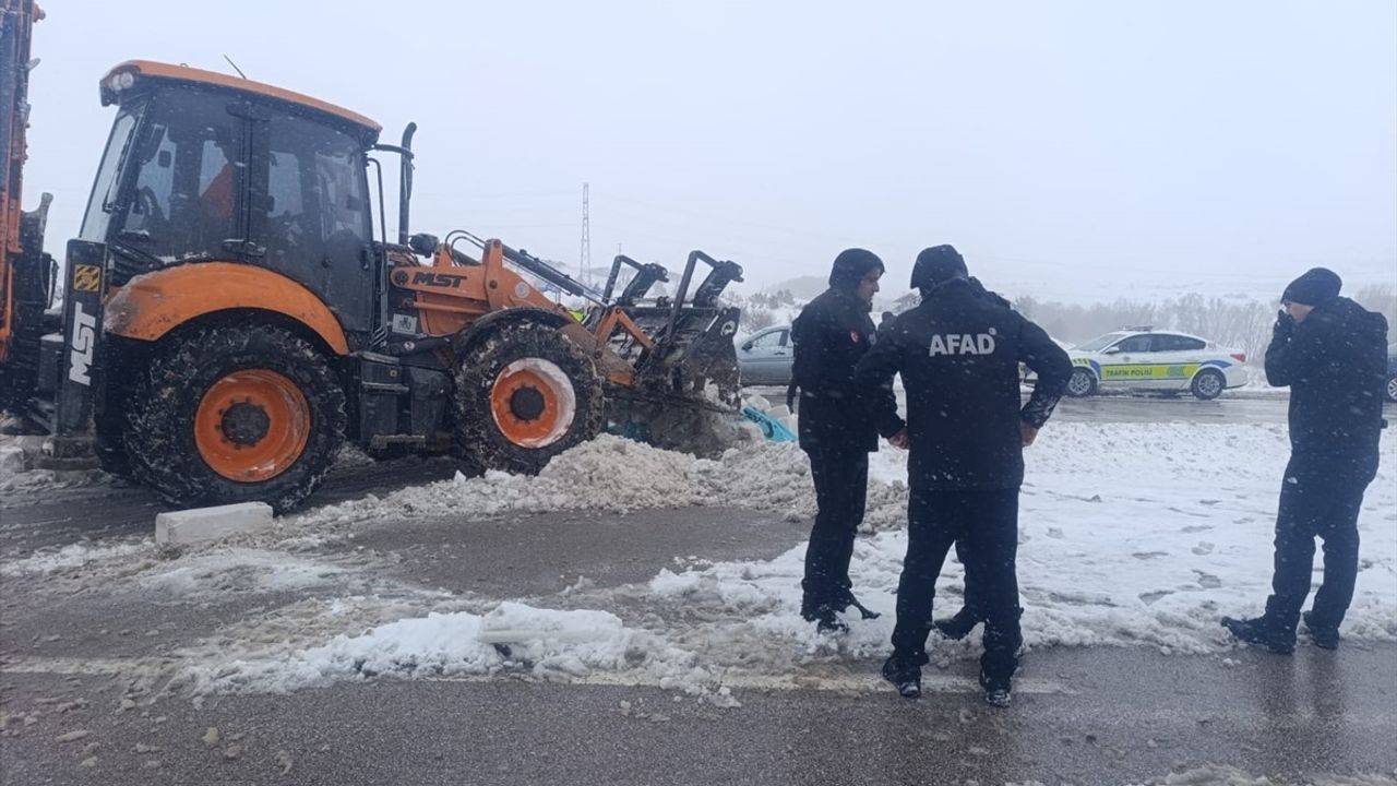 Kayseri'de Kar ve Tipi Nedeniyle Mahsur Kalan 911 Kişi Kurtarıldı