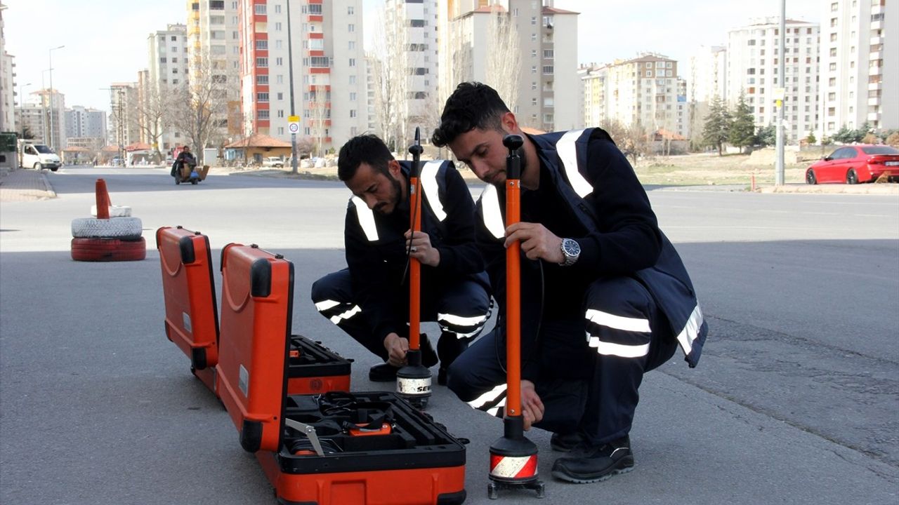 Kayseri'de Su Dedektifleri: 5 Yılda 10 Milyon Metreküp Su Kaçağı Önledi