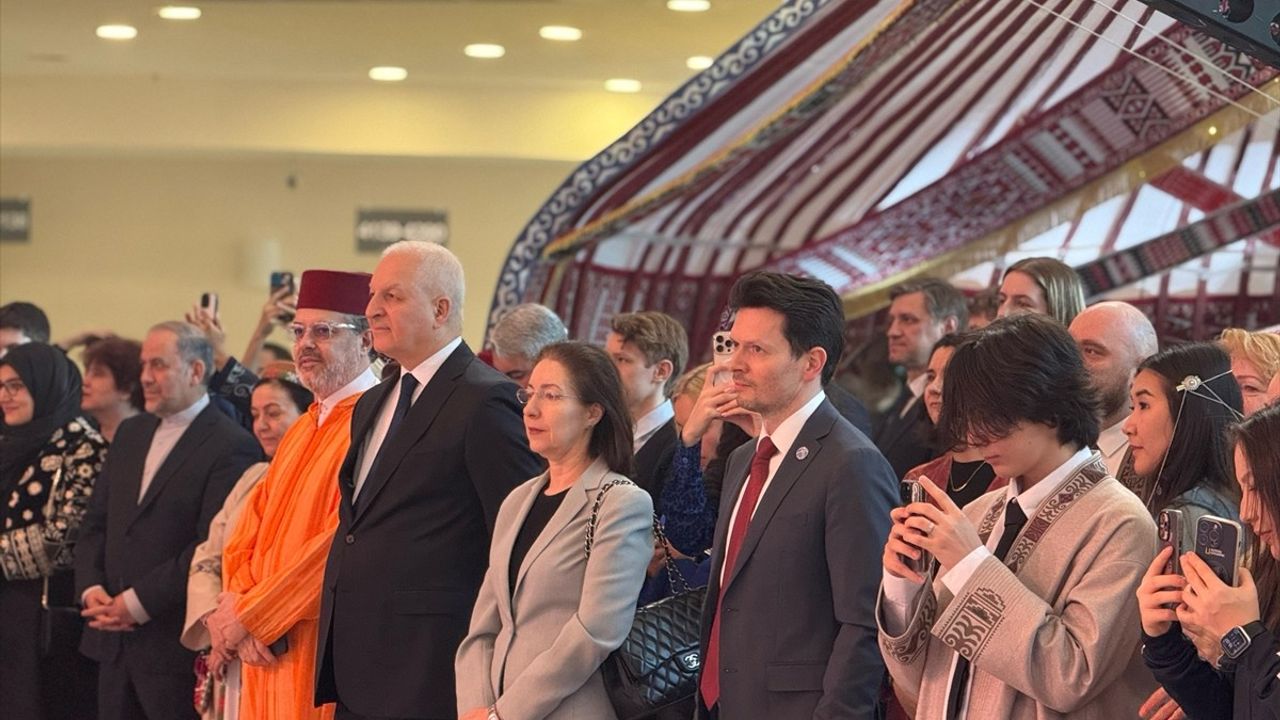 Kazakistan'daki Yabancı Büyükelçiler Nevruz Bayramı'nı Birlikte Kutladı