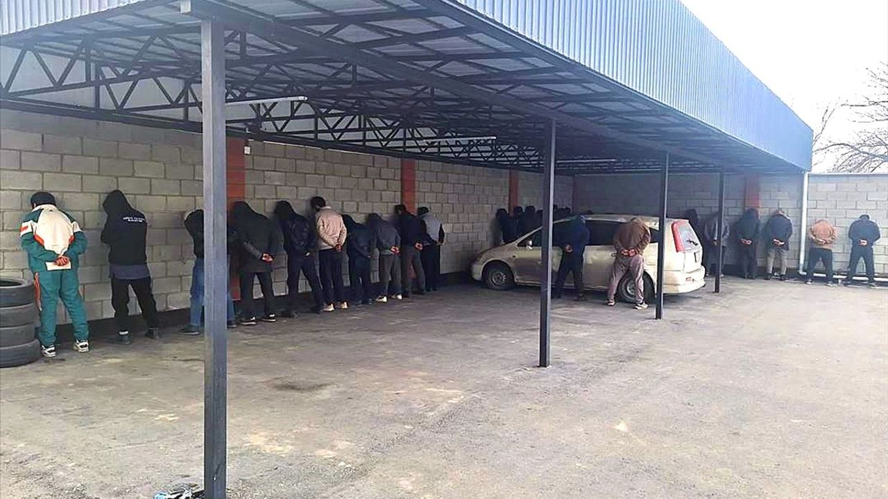 Kırgızistan'da Teröre Yönelik Operasyon: 30 Şüpheli Gözaltına Alındı