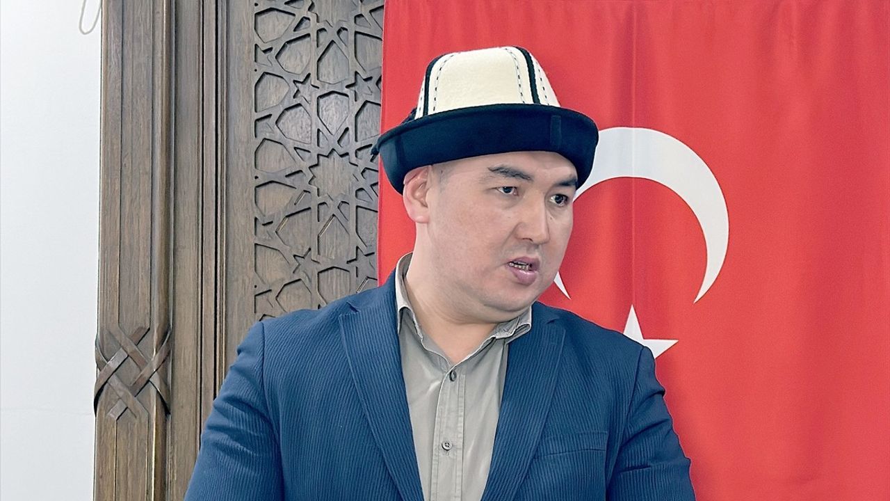 Kırgızistan'da Türkiye'nin Bişkek Büyükelçiliği Ramazan İftar Programı Düzenledi