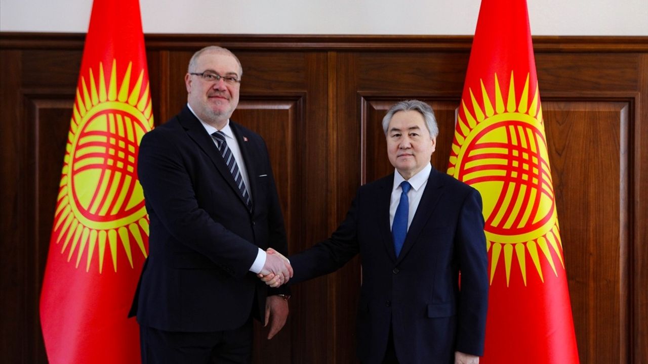 Kırgızistan Dışişleri Bakanı: Türkiye ile Kardeşlik İlişkileri Kırgızistan'ın Önceliği