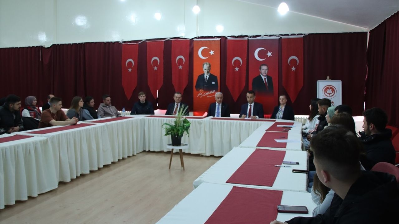 Kırklareli'nde Evlenecek Gençlerin Desteklenmesi Projesi Eğitimleri Başladı