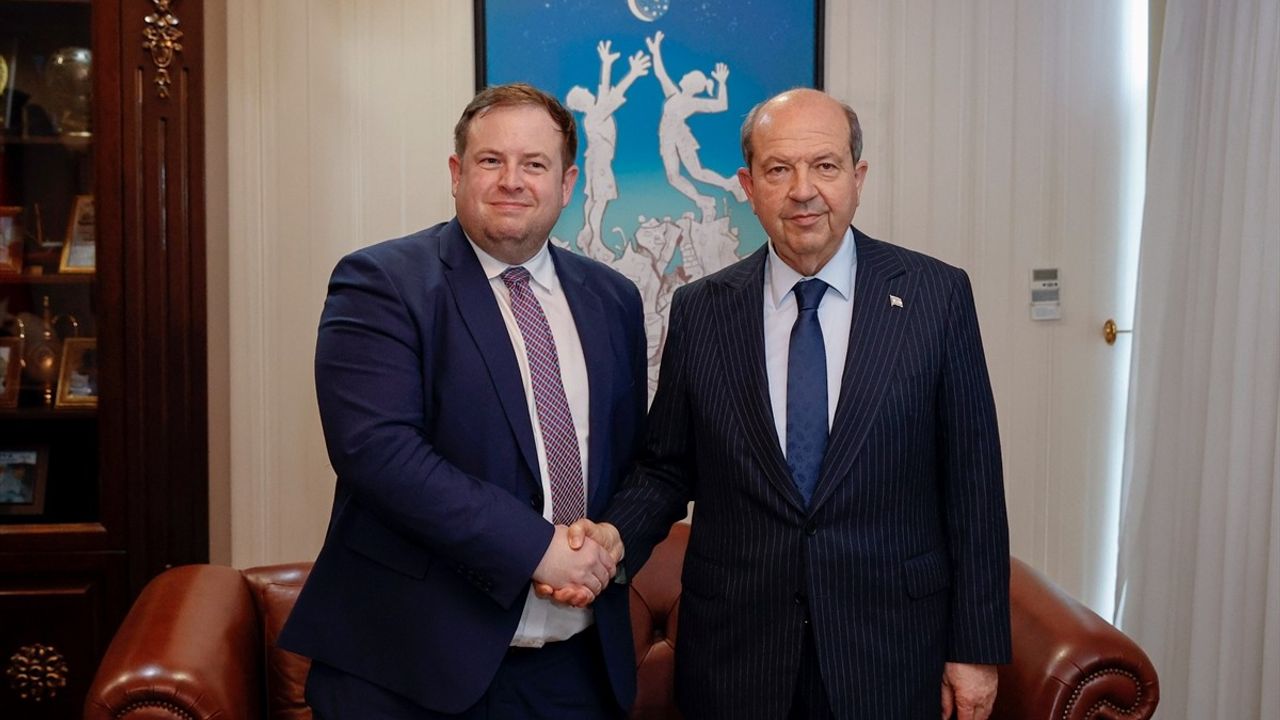 KKTC Cumhurbaşkanı Tatar: "İngiltere'nin Kıbrıs'taki Tutumu Eşitsizliği Derinleştiriyor"