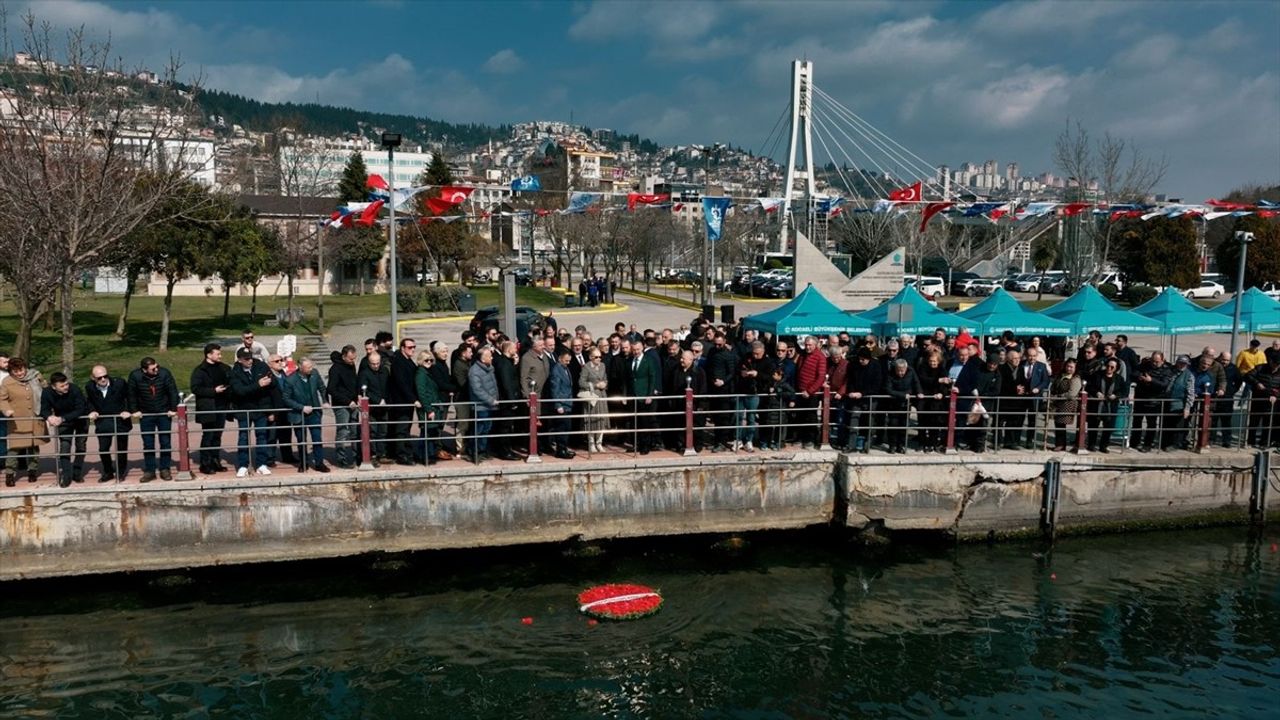 Kocaeli'de 'Üsküdar Vapuru' Faciasında Hayatını Kaybedenler İçin Anma Törenleri Düzenlendi