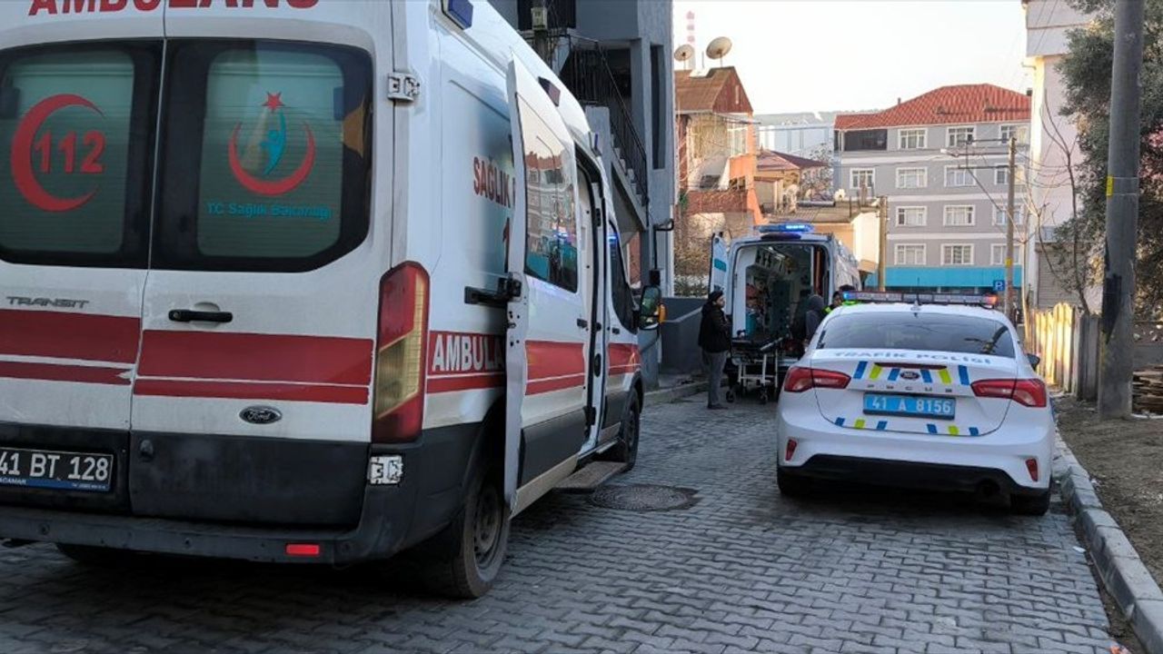 Kocaeli Dilovası'nda Karbonmonoksit Gazından Etkilenen Çift Hastaneye Kaldırıldı