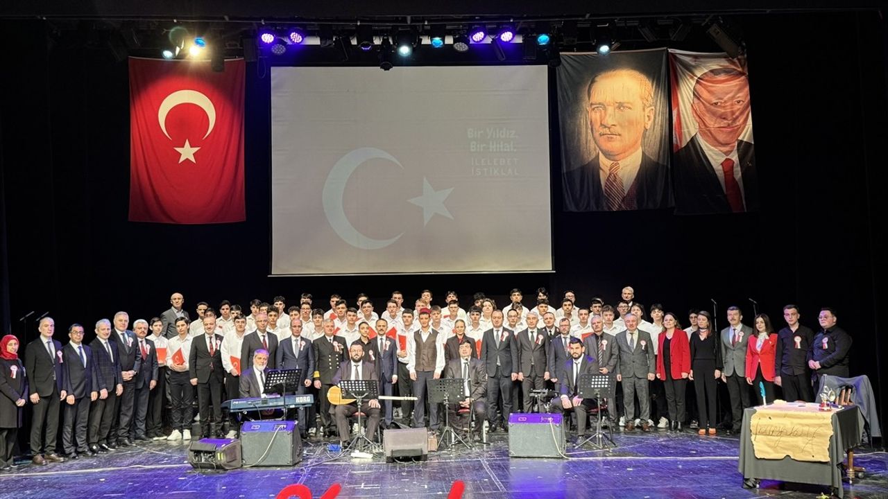 Kocaeli ve Karabük'te İstiklal Marşı'nın Kabulü Etkinlikleri