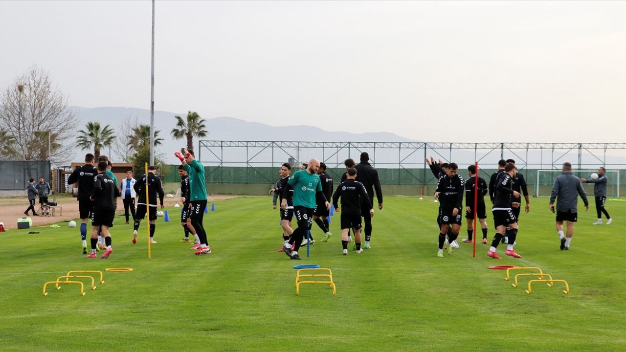 Kocaelispor, Sakaryaspor Maçına Hazırlıklarını Sürdürüyor