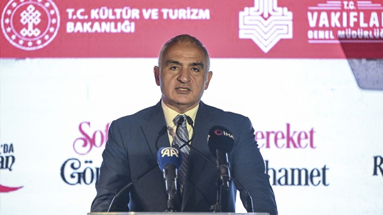 Kültür ve Turizm Bakanı Mehmet Nuri Ersoy, Vakıflar Genel Müdürlüğü İftar Programına Katıldı