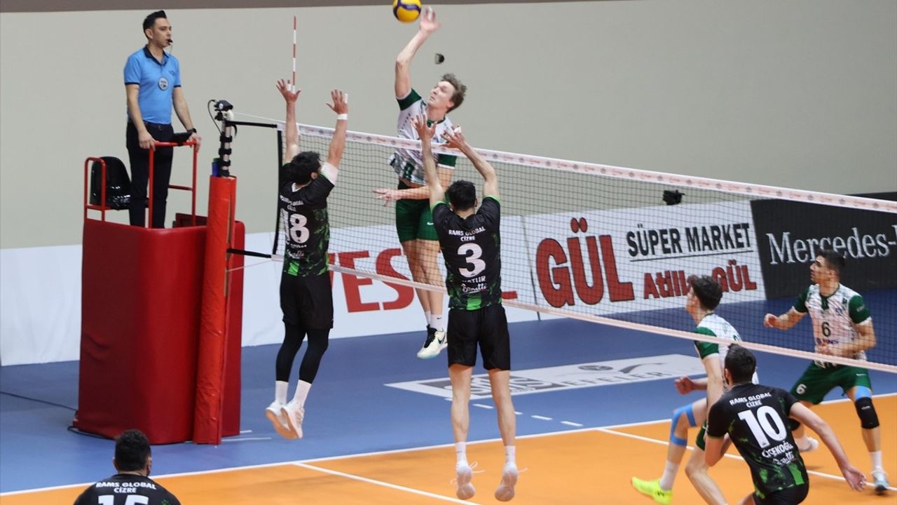 Kuşgöz İzmir Vinç Akkuş Belediyespor, Cizre Belediyespor'u 3-0 Mağlup Etti