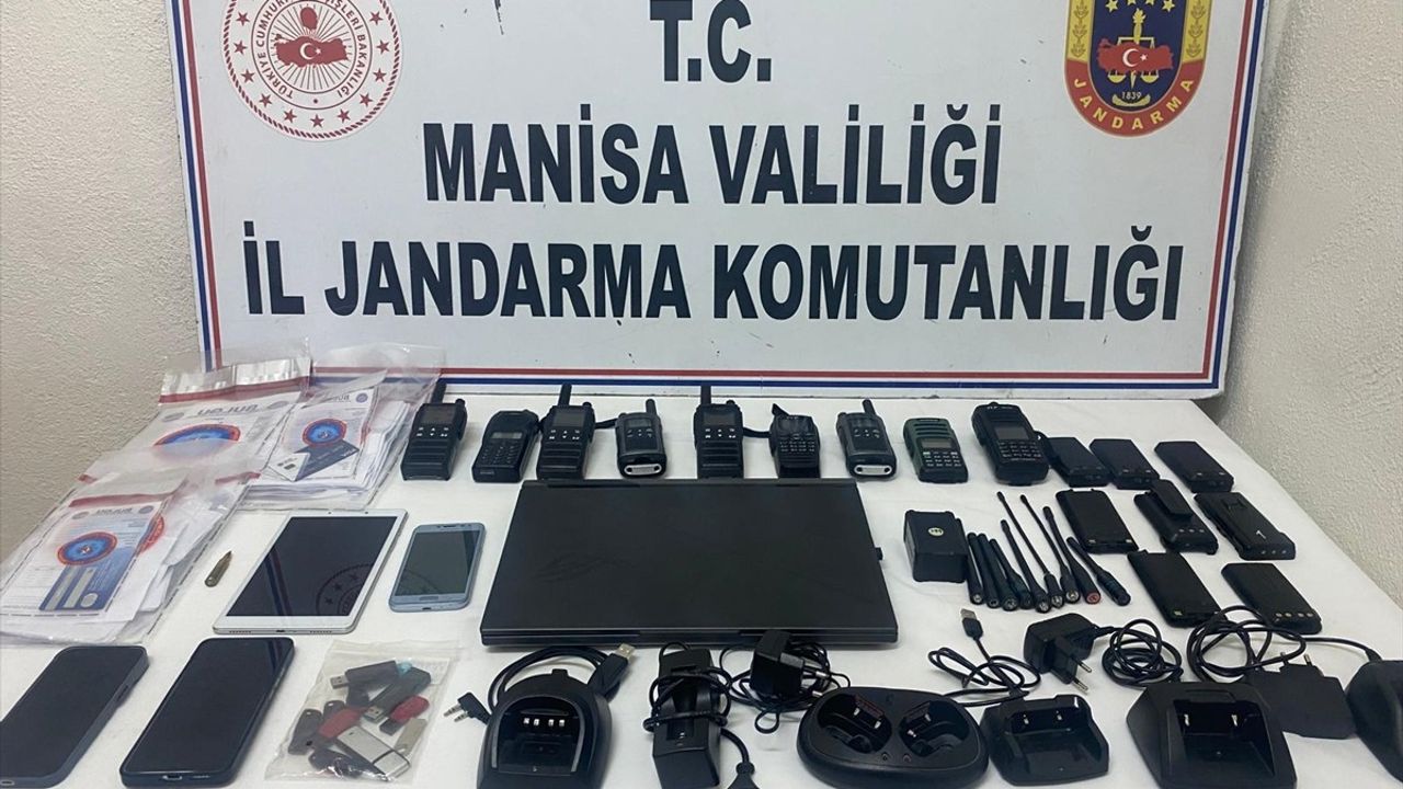 Manisa'da MİT Mensubu Kendini Tanıtan Zanlı Yakalandı