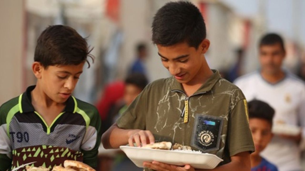 Manisa'da Ramazan Boyunca Ücretsiz İftar Desteği: Son 4 Gün