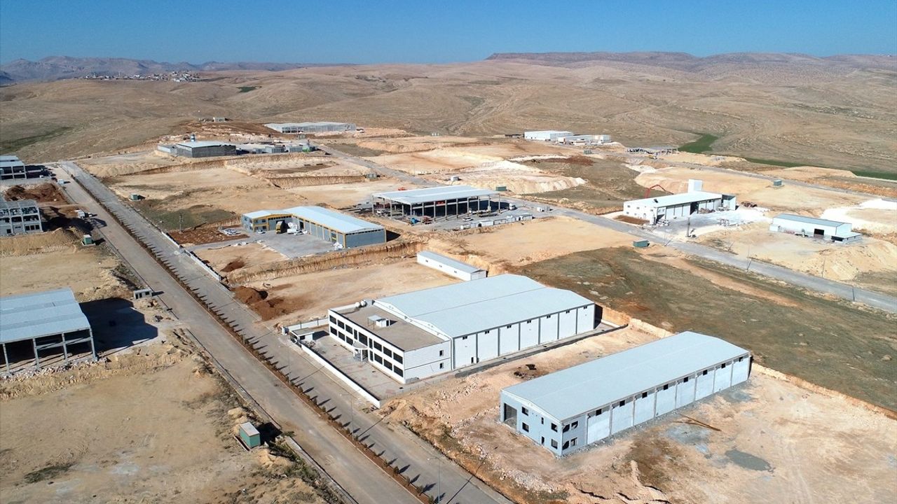 Mardin'de Yatırım Talepleri Artıyor: İkinci Organize Sanayi Bölgesi İhaleye Açıldı