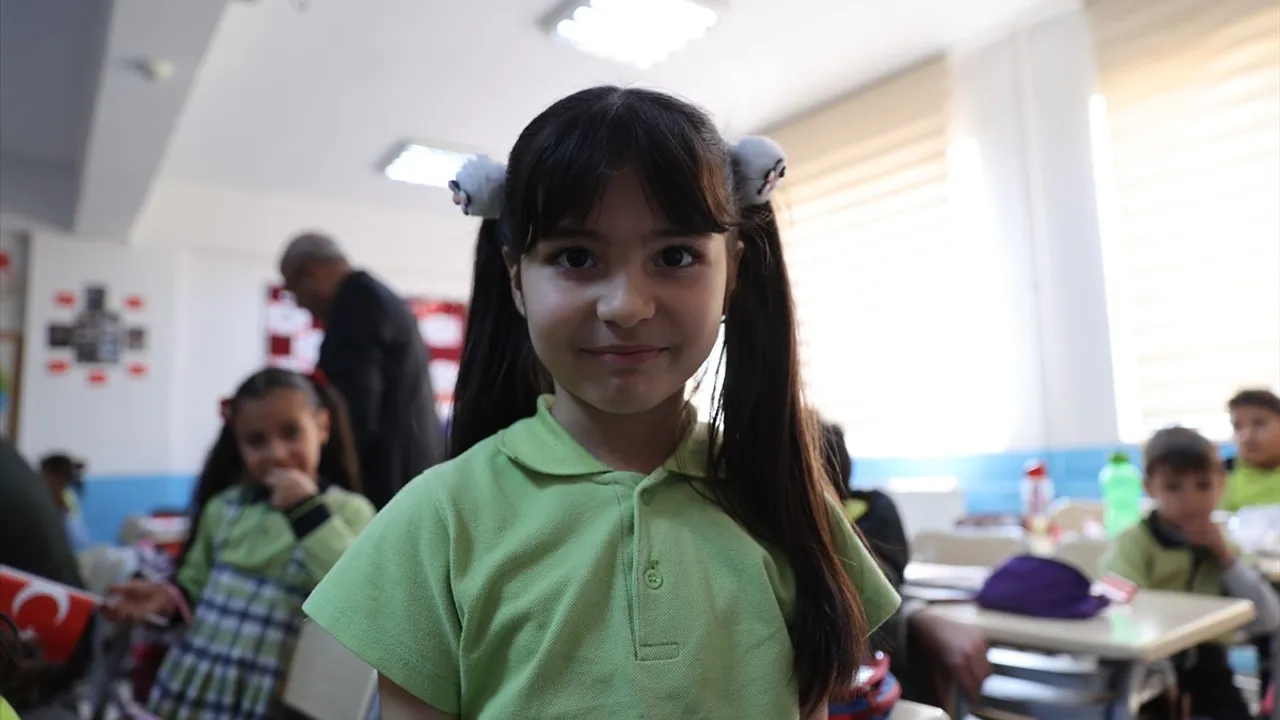 Mardin'deki 1. Sınıf Öğrencileri İlk Mektuplarını Mehmetçiklere Yazdı