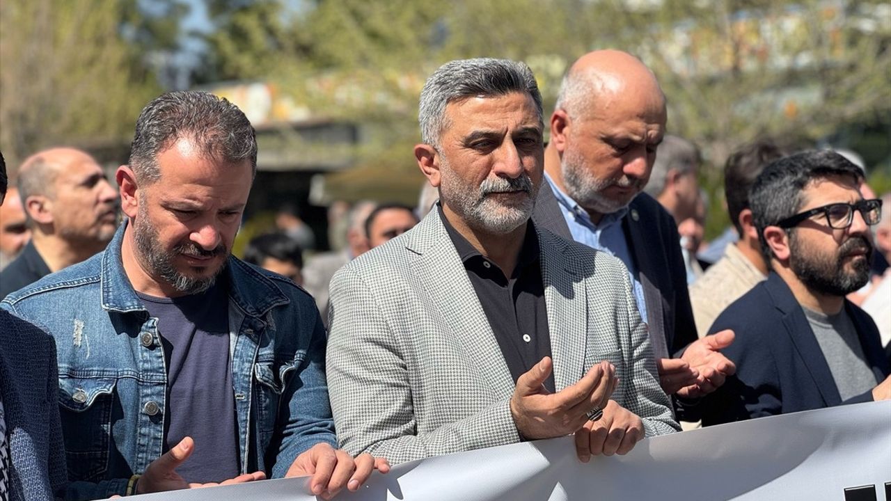 Mardin ve Siirt'te Gazze'ye Destek Gösterileri Düzenlendi