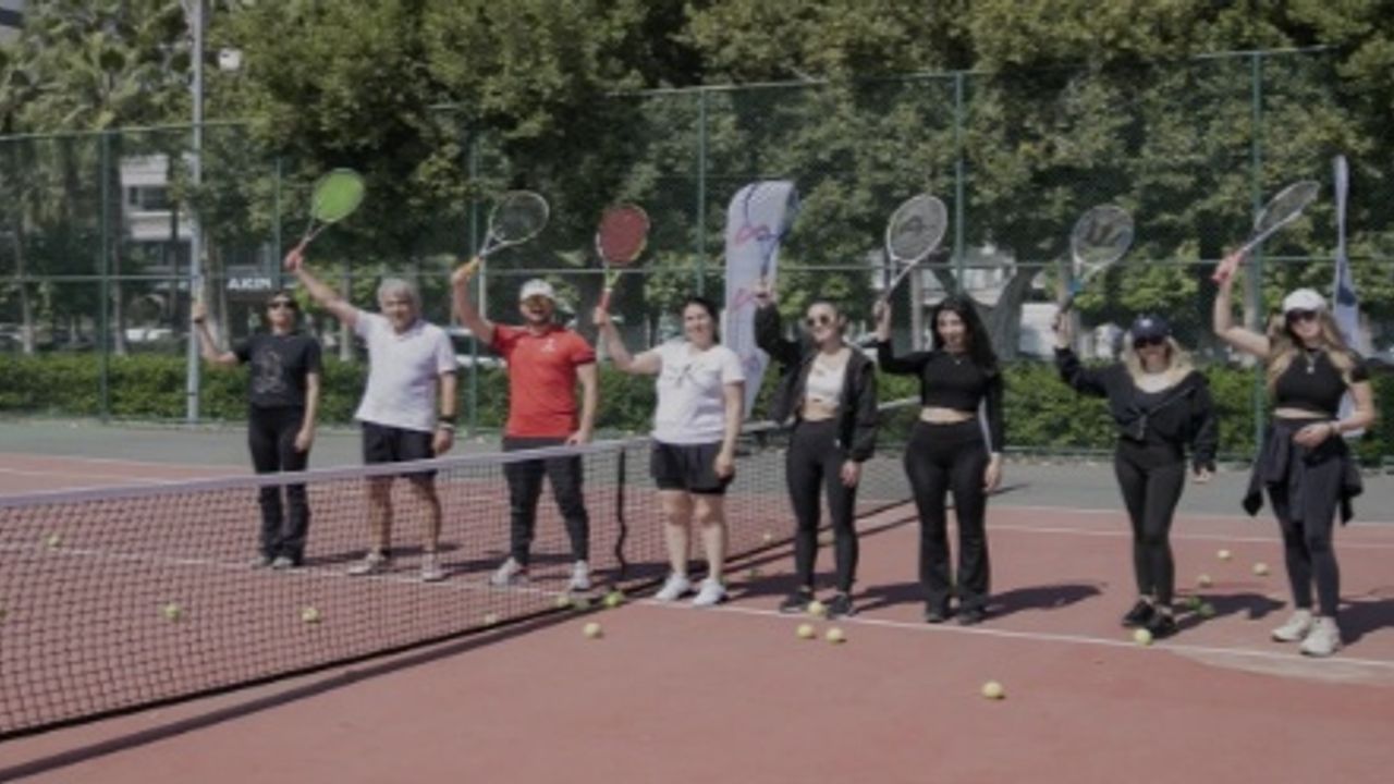 Mersin Büyükşehir Belediyesi'nden Ücretsiz Tenis Kursları Duyurusu