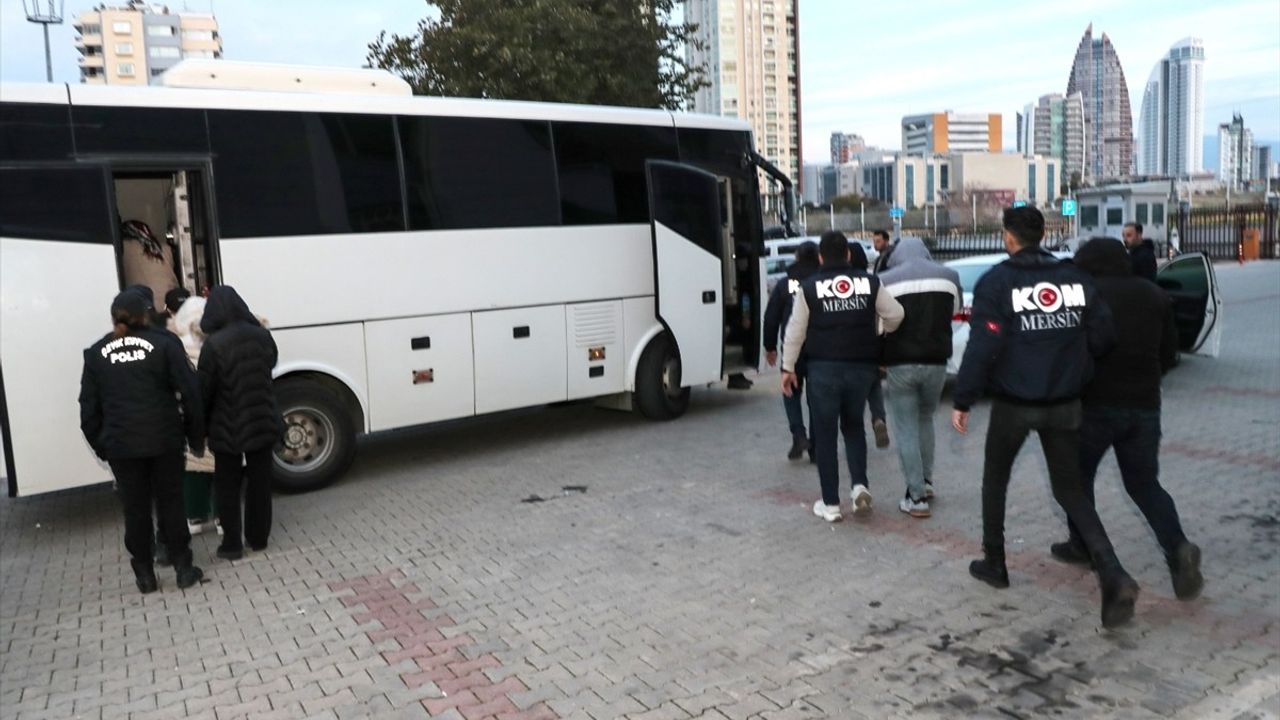 Mersin Merkezli Tefecilik Operasyonunda 25 Şüpheli Tutuklandı